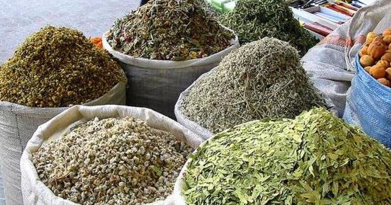 التداوي بالأعشاب في الأردن يزداد منذ جائحة كورونا- أرشيفية