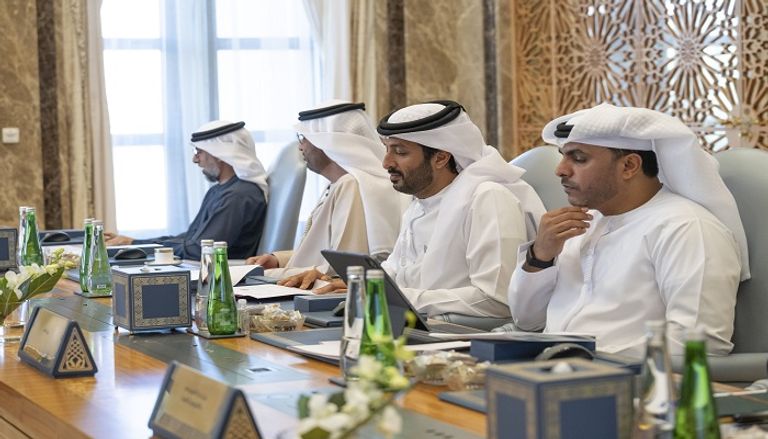 الشيخ منصور بن زايد آل نهيان يترأس المجلس الوزاري للتنمية