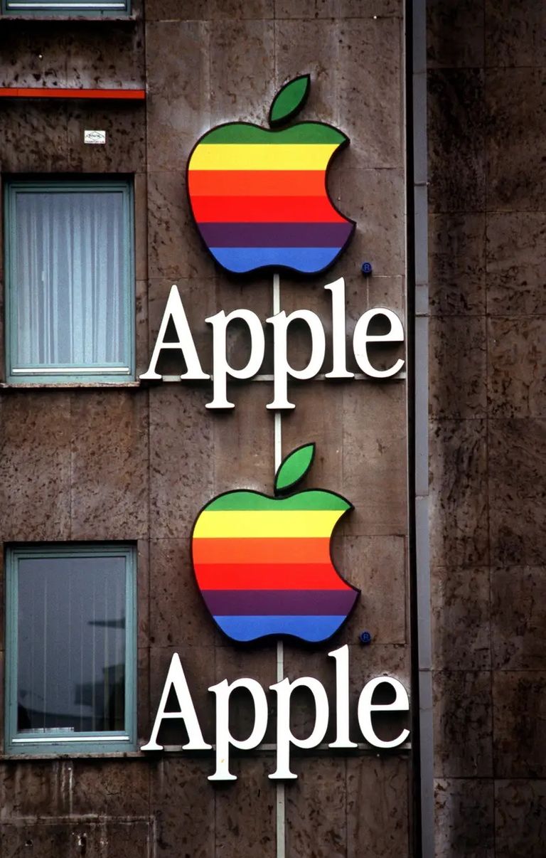 شعار أبل -أرشيفية