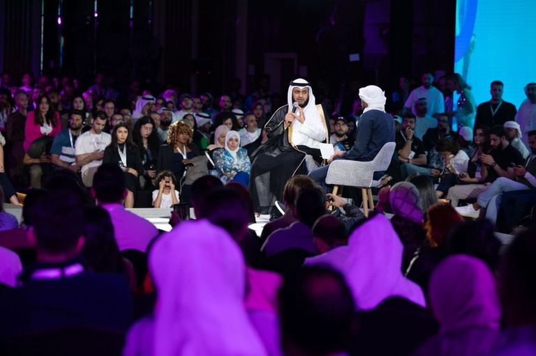 أنس بوخش ومشاري العفاسي