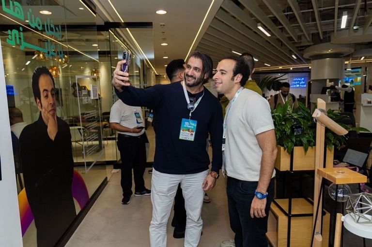 قمة المليار متابع في دبي