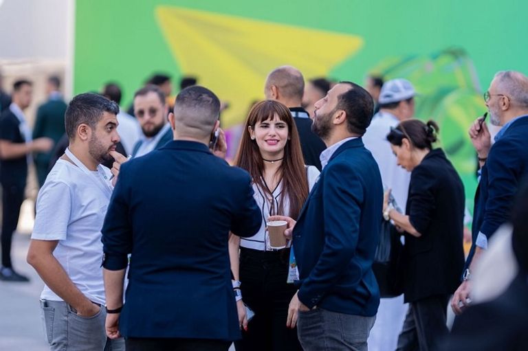 قمة المليار متابع في دبي