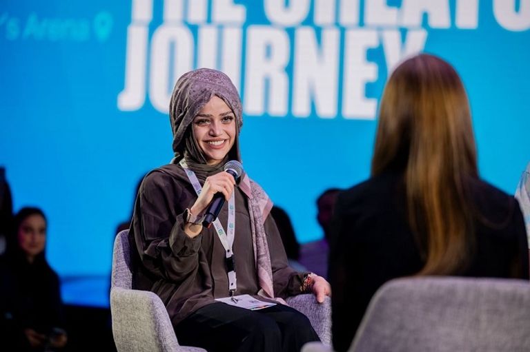 قمة المليار متابع في دبي