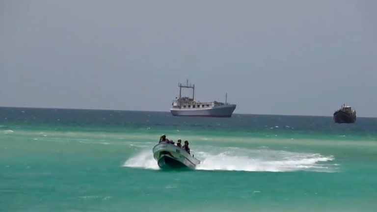 مضيق باب المندب