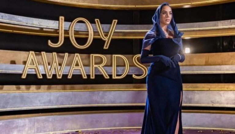 جورجينا في حفل joy awards العام الماضي