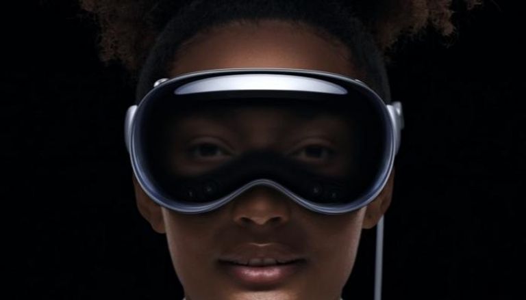 أبل تعتزم طرح أول نظارة واقع افتراضي للبيع في أمريكا الشهر المقبل