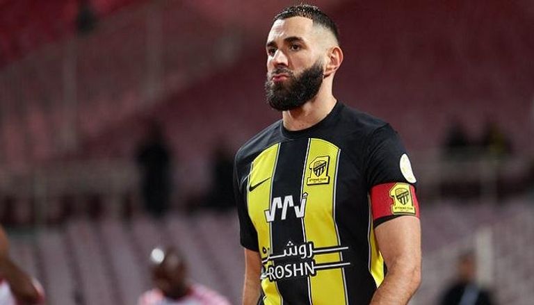 كريم بنزيما مهاجم الاتحاد السعودي