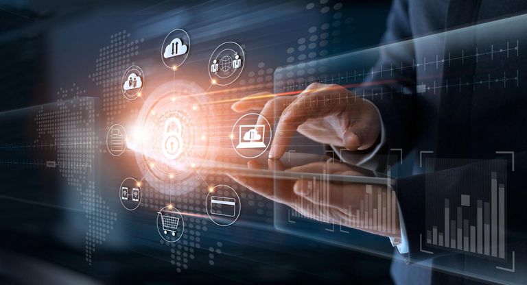 الخبرات المعززة بالتكنولوجيا بين اتجاهات السفر 2024 العطلات القصيرة المنتظمة