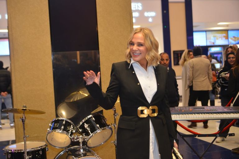 إلهام شاهين وليلى علوي وشيرين رضا