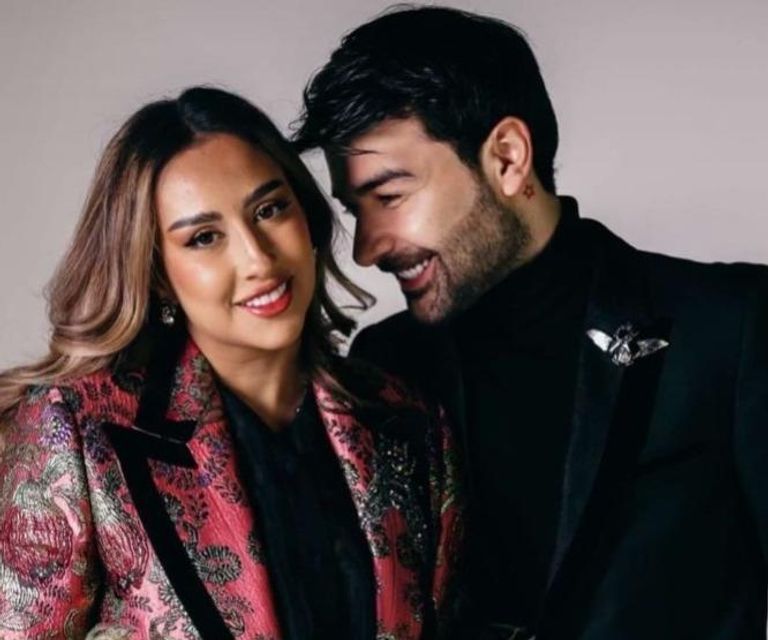 فرح الهادي تبكي في دانة كاست