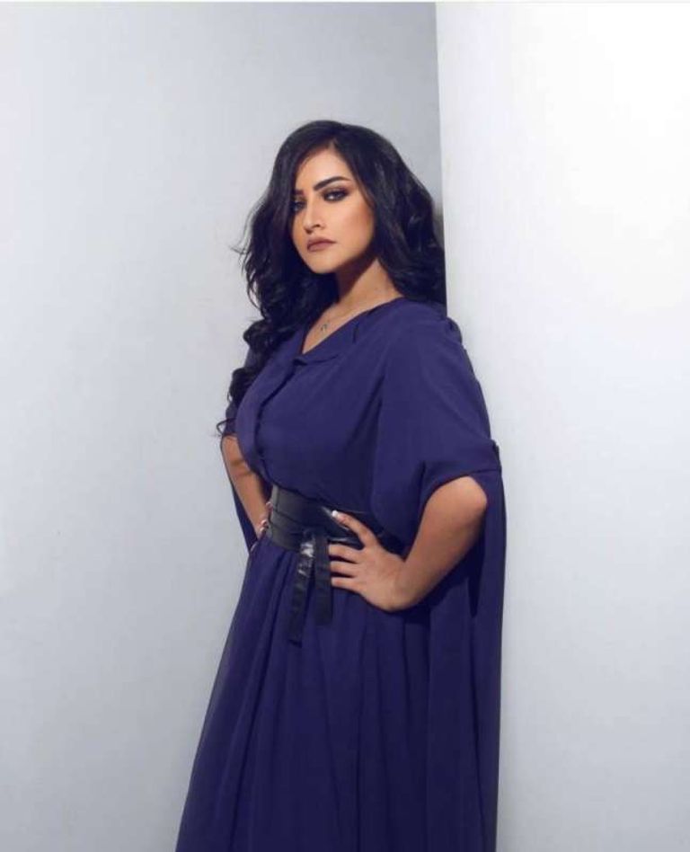 الفنانة سلوى الجراش