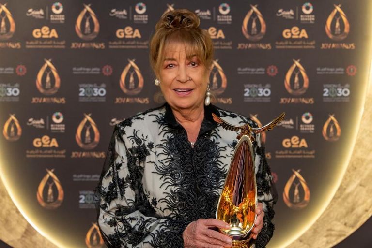 الفنانة الكبيرة منى واصف