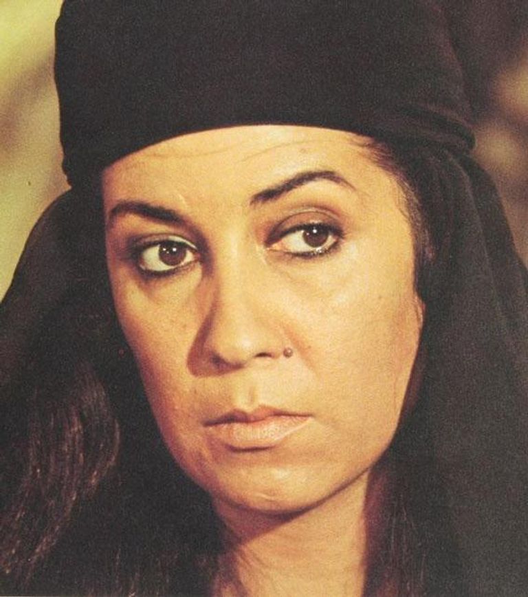 الفنانة الكبيرة منى واصف