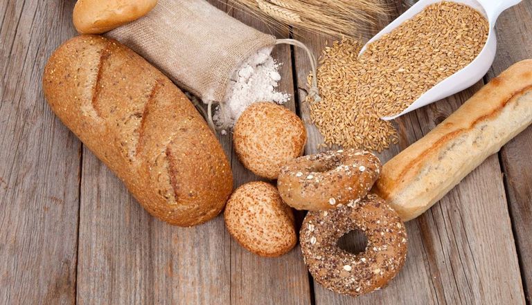 الحبوب الكاملة-من الأطعمة الغنية بالألياف الأطعمة الغنية بالألياف