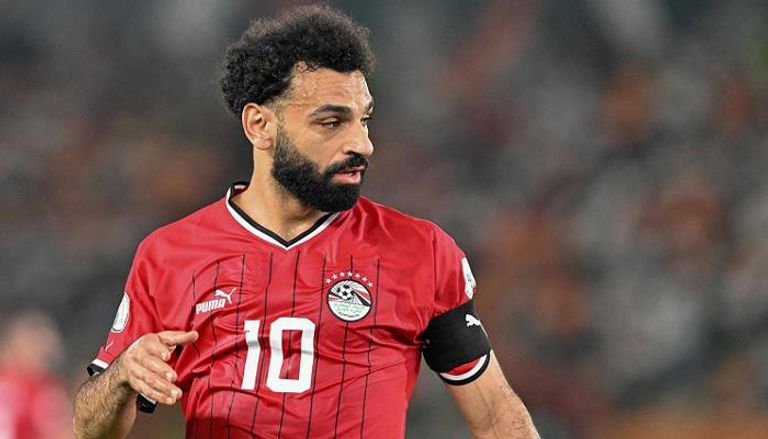 محمد صلاح بقميص مصر