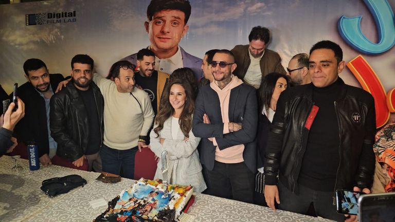 أبطال فيلم "عادل مش عادل"