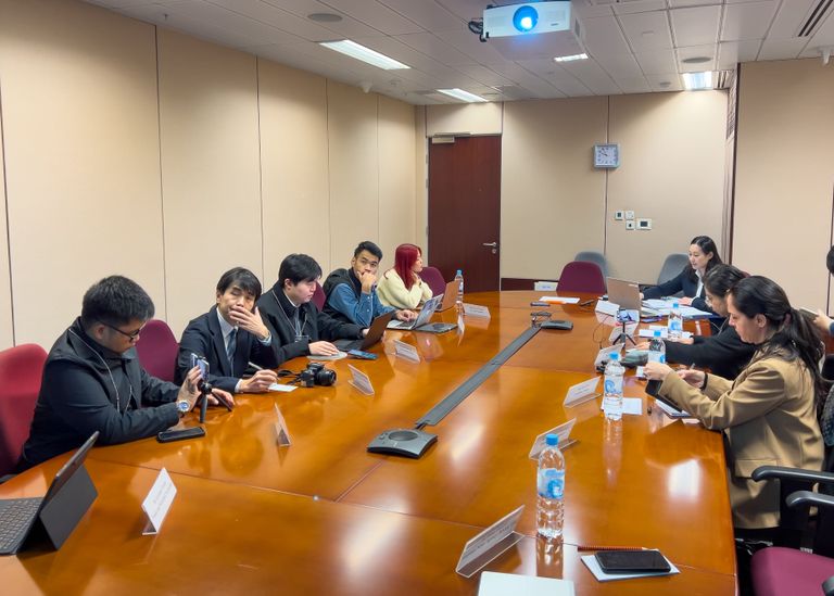 اقتصاد هونغ كونغ يستأنف نموه الإيجابي