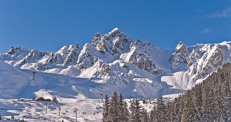 أصعب مسارات التزلج حول العالم