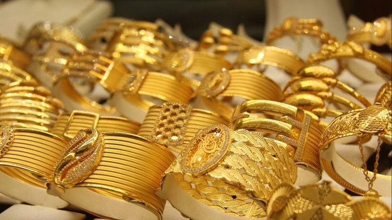 سعر الذهب اليوم سبائك ذهبية ودولارات