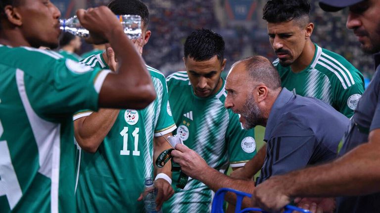 منتخب الجزائر رياض محرز نجم منتخب الجزائر