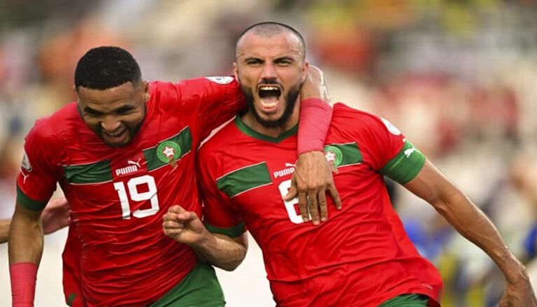 منتخب المغرب كمال الشبلي نجم منتخب تونس السابق
