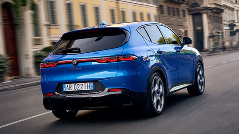 سيارة ألفا روميو تونالي موديل 2024