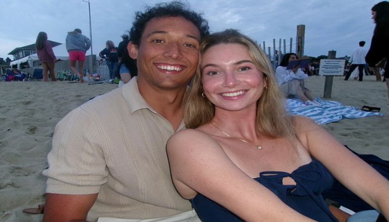 امرأة تعاني من حساسية قاتلة امرأة تعاني من حساسية قاتلة