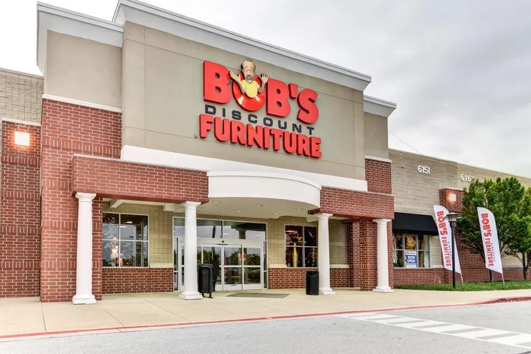شركة Bob's Discount Furniture سلسلة Walmart