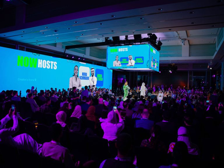  الإعلامي الكويتي عمار تقي 