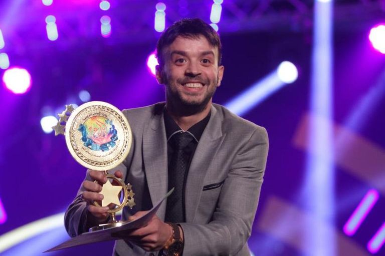 الفنان المصري ماهر عصام