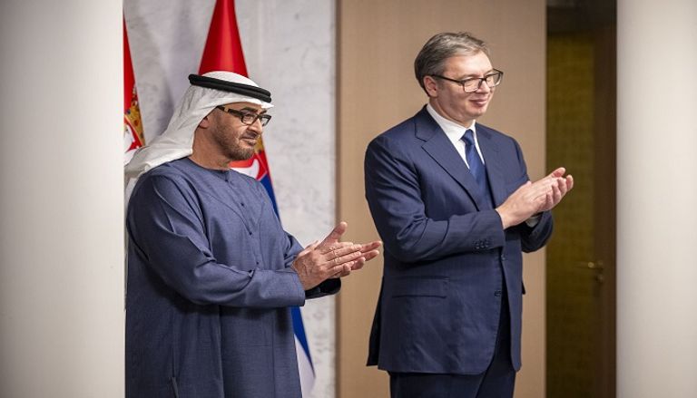 الشيخ محمد بن زايد آل نهيان مع الرئيس الصربي