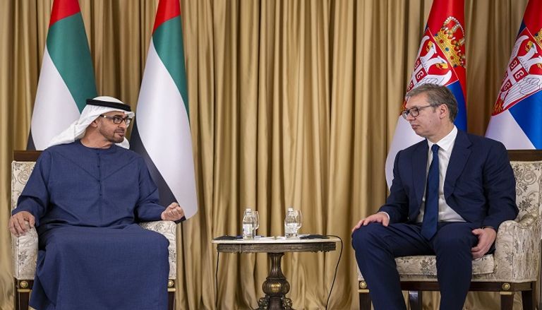 الشيخ محمد بن زايد آل نهيان مع الرئيس الصربي