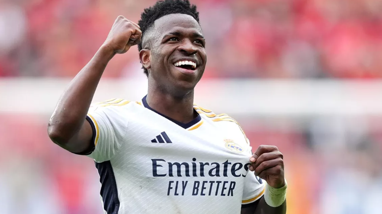 فينيسيوس جونيور البرتغالي باولو دوارتي مدرب الخلود السعودي