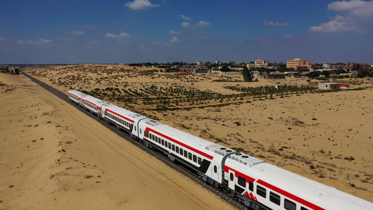 عودة القطار إلى سيناء