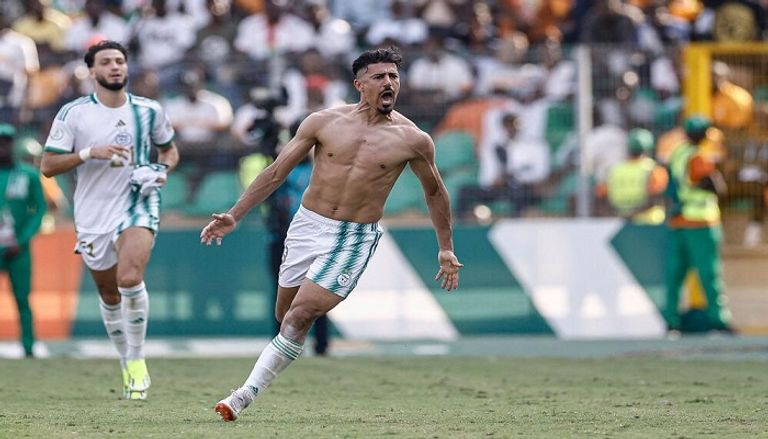 منتخب الجزائر ألكسيس قندوز حارس منتخب الجزائر