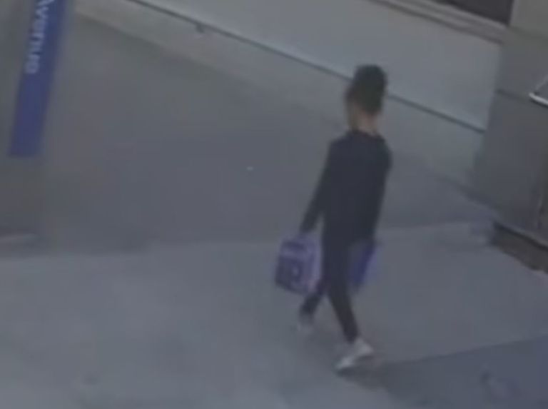 لويس خيمينيز سائق الحافلة