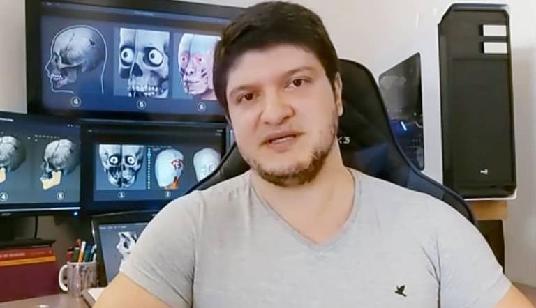 صورة أمنحتب بعد استعادة وجهه