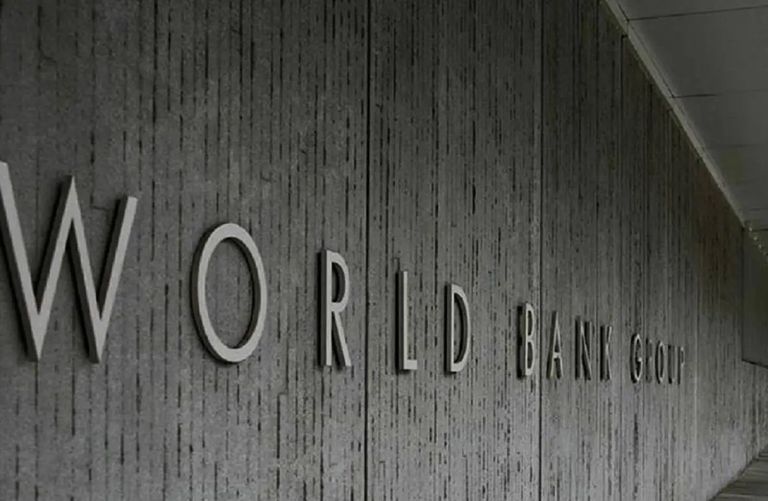 البنك الدولي الديون تلاحق الفقراء