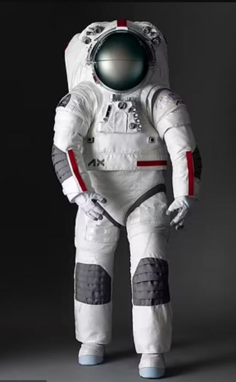 البدلة الجديدة