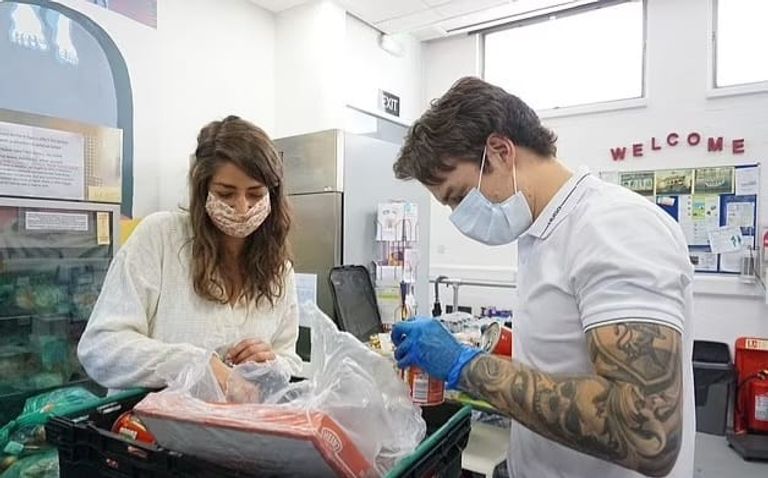 المغني ليام باين