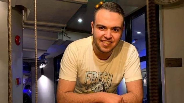 محمود زهران العريس المصري الراحل