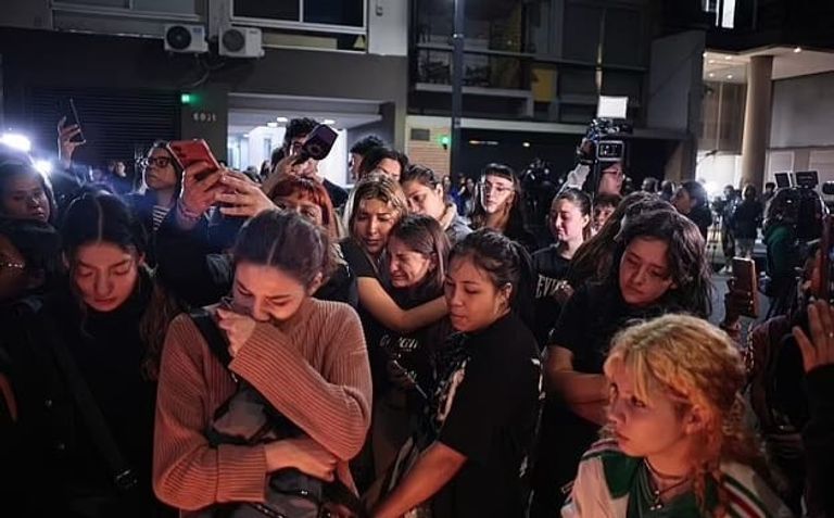  المغني الشهير ليام باين قبل الحادث