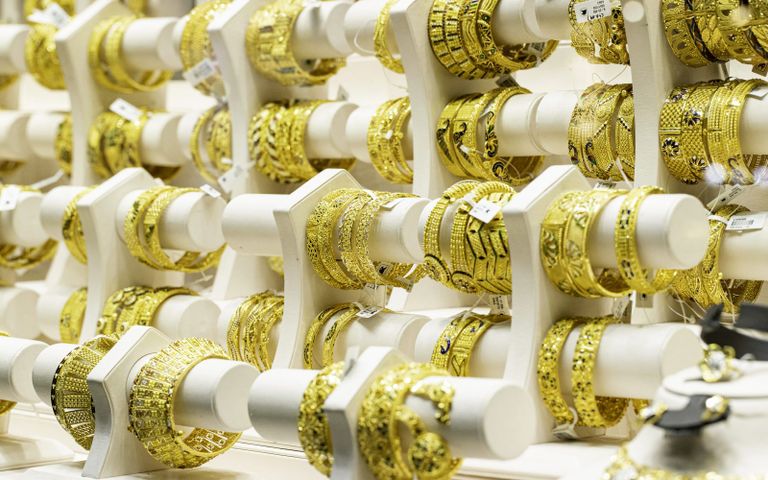 مشغولات ذهبية - أرشيفية