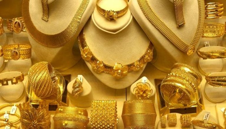 مشغولات ذهبية - أرشيفية 