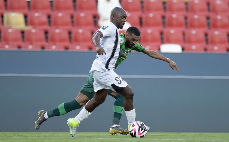 الجزيرة من فوز شباب الأهلي على دبا الحصن