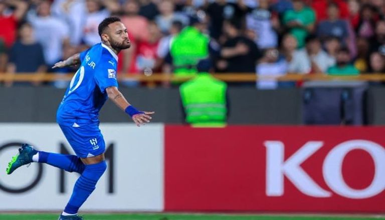 نيمار دا سيلفا لاعب الهلال السعودي