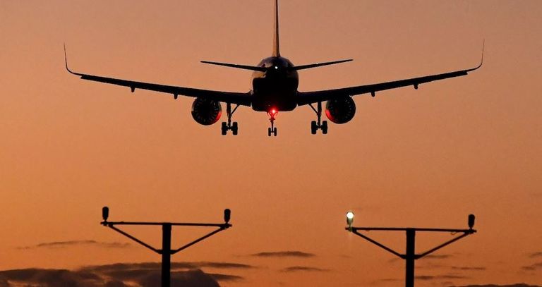 سلسلة إنذارات كاذبة بوجود قنابل تثير فوضى في قطاع النقل الجوي الهندي