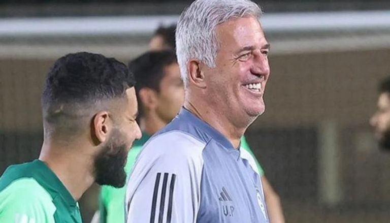 فلاديمير بيتكوفيتش مدرب منتخب الجزائر