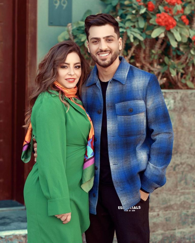 إلهام عبد البديع رفقة زوجها وليد سامي
