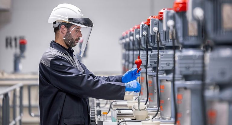 مصنع مرسيدس الجديد